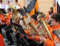 Tolles Kapellplatzkonzert der Kolpingkapelle Mering bei strahlendem Sonnenschein