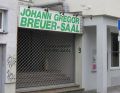 Im Breuer-Saal soll die Büste vom Grab Breuers sein. 