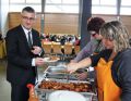 Zu Essen gibt es auch etwas 