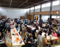Die Mehrzweckhalle ist gut gefüllt