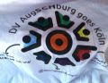 Die Mitglieder der Kolpingjugend erhalten T-Shirts. (Bild: Kolpingjugend) 