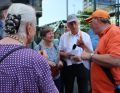 Bevor es los geht, sind noch ein paar Absprachen zu treffen. 